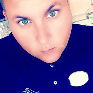 Meet your Posher, Erik
